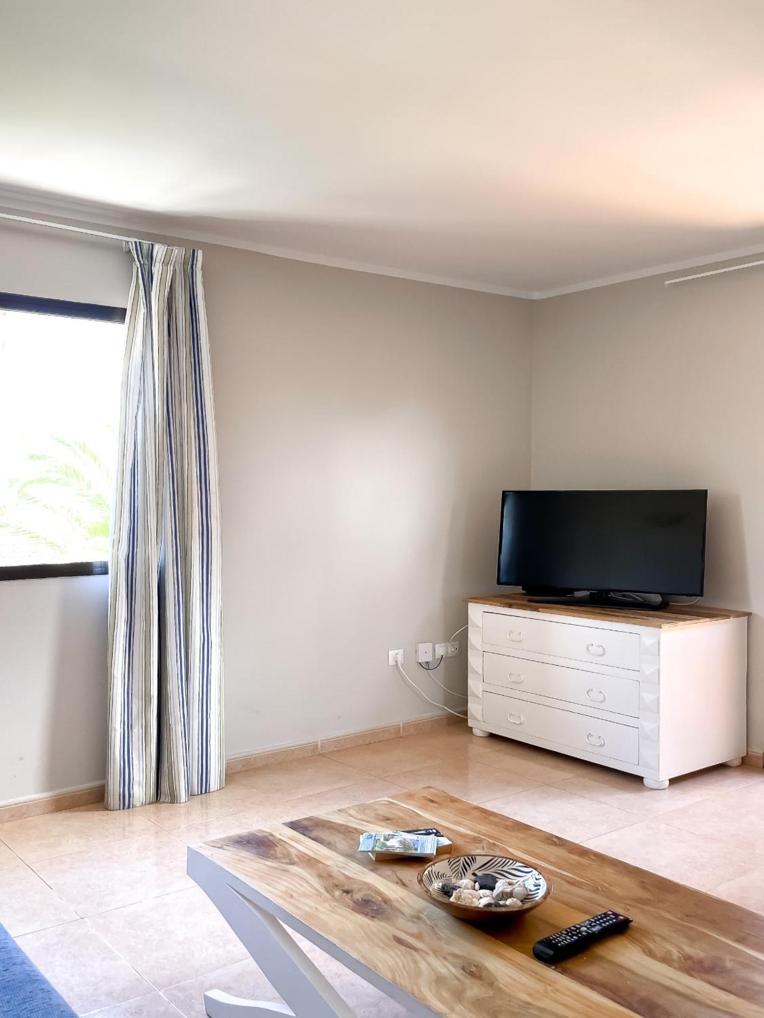 Appartamento B-Rent Casa Angela Pool View Corralejo Esterno foto