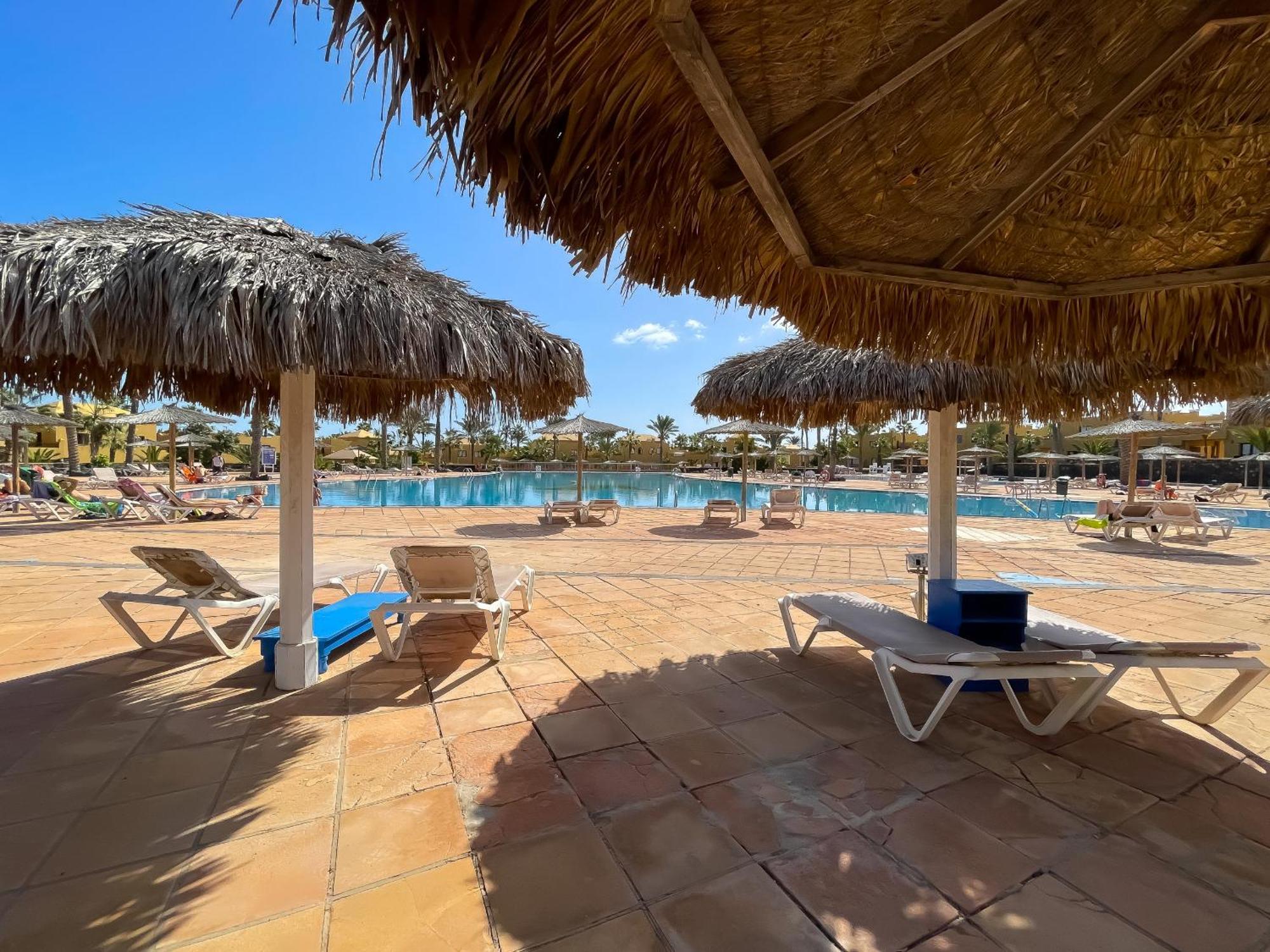 Appartamento B-Rent Casa Angela Pool View Corralejo Esterno foto